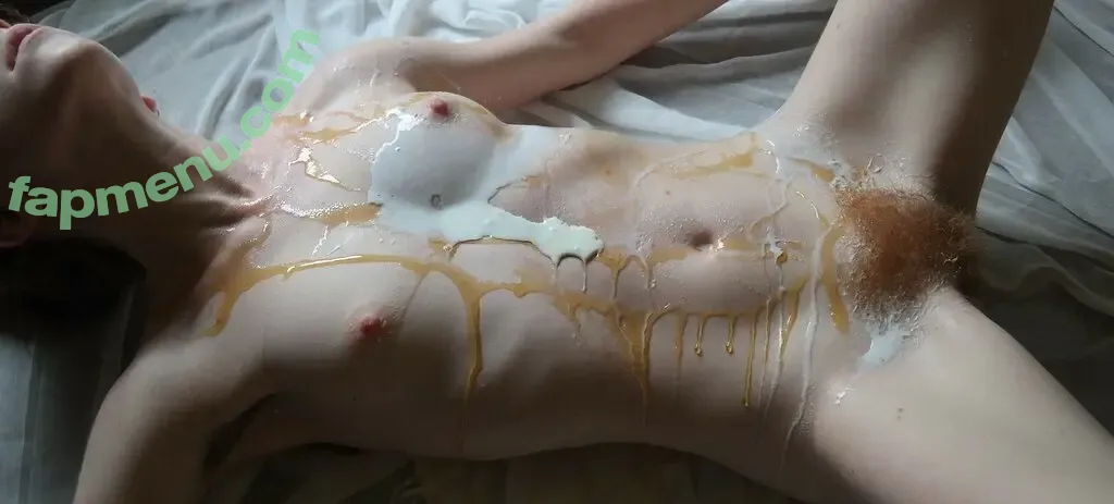 Liv Sage nude photo #0724 (asmallwoman / livsage)