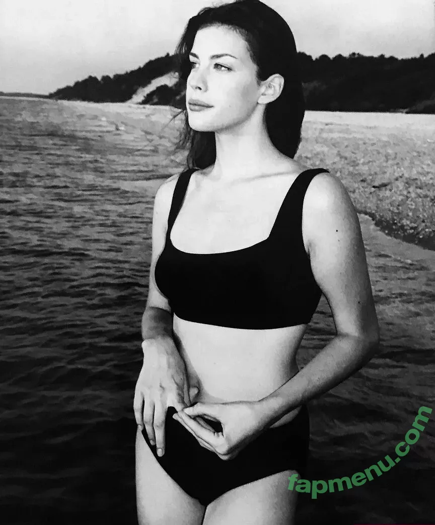 Liv Tyler nude photo #0066 (livtyler / livtyler0580 / misslivalittle)