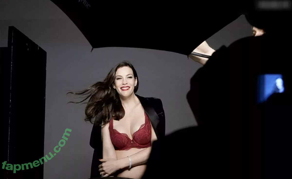 Liv Tyler nude photo #0155 (livtyler / livtyler0580 / misslivalittle)