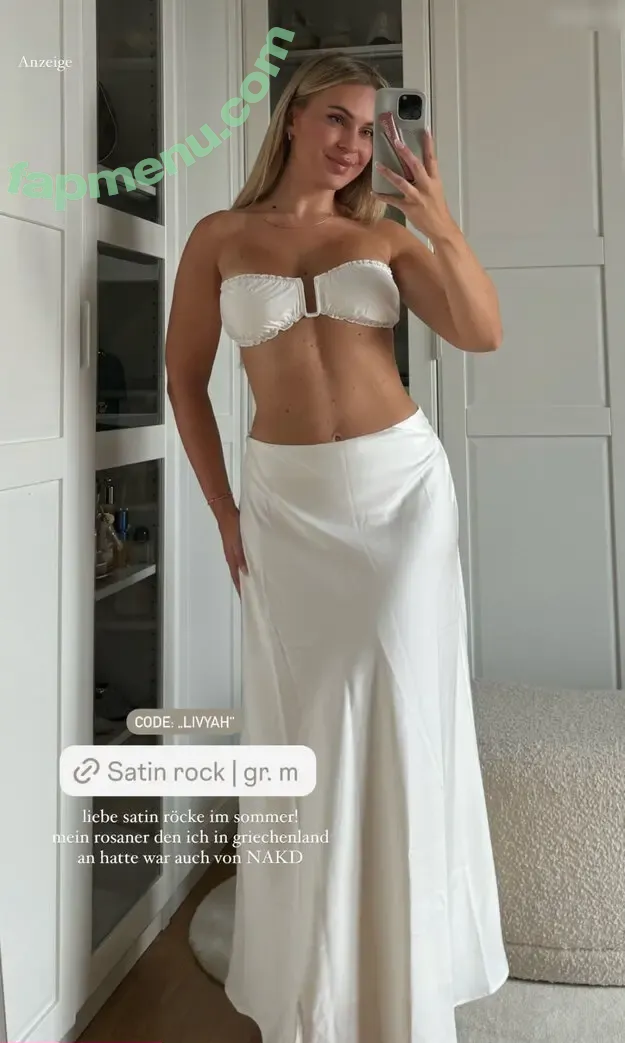 liv.yah nude photo #0095 (liv.yah)