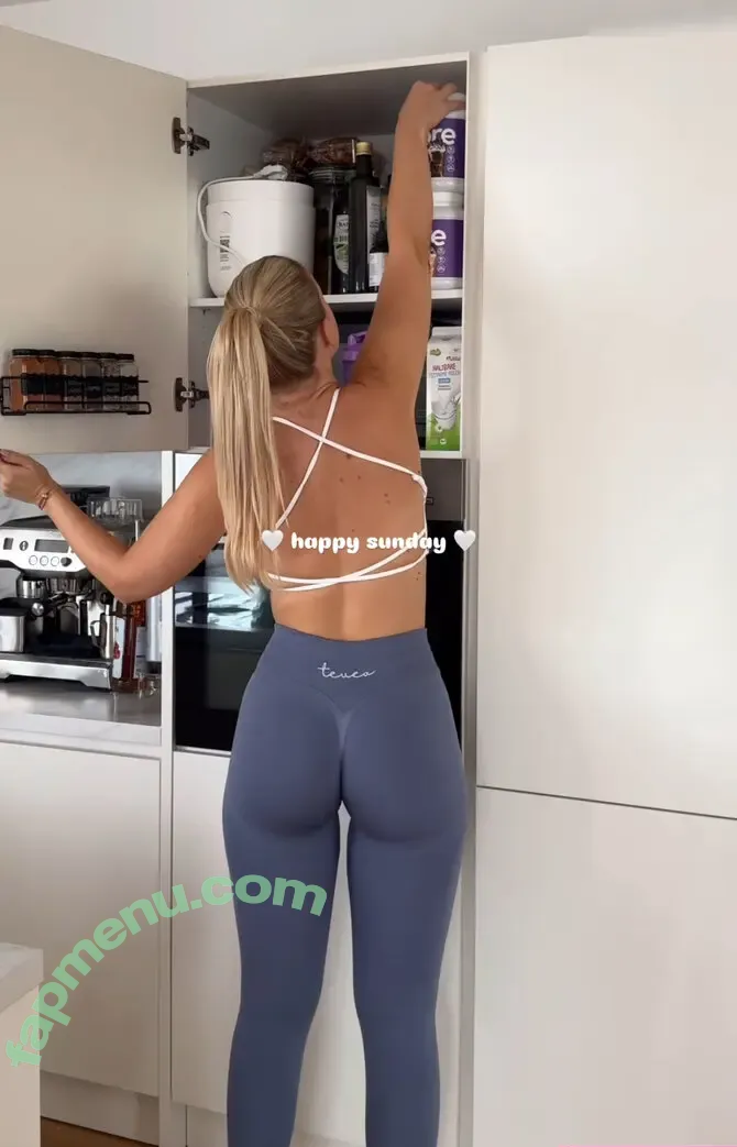 liv.yah nude photo #0122 (liv.yah)