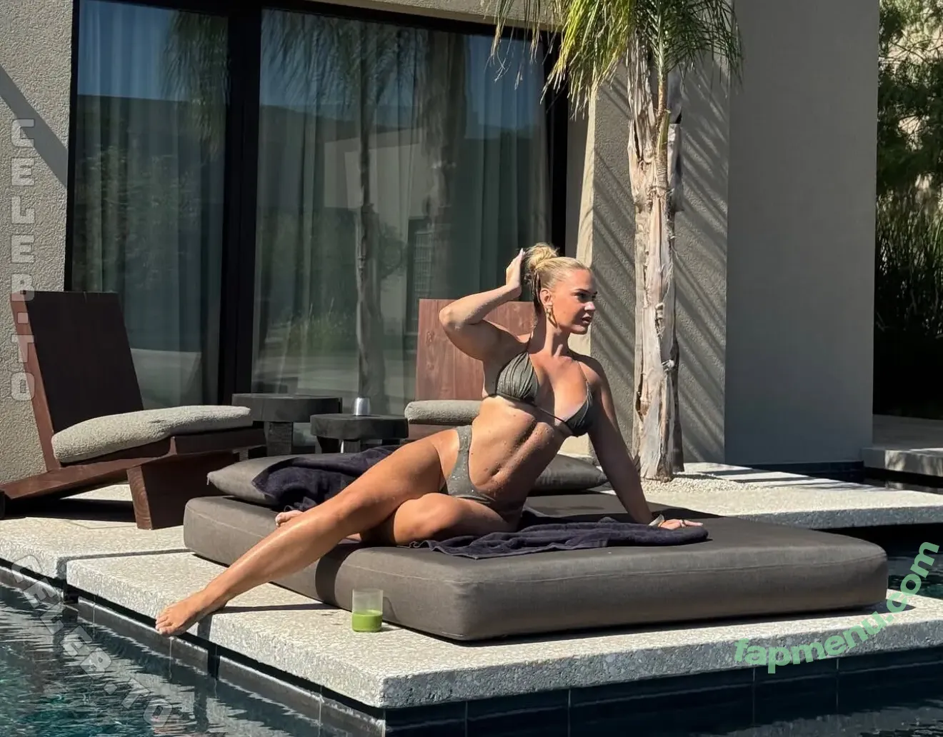 liv.yah nude photo #0239 (liv.yah)