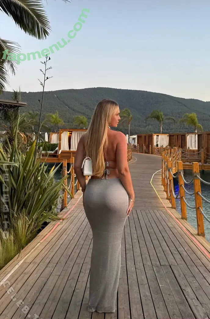 liv.yah nude photo #0242 (liv.yah)