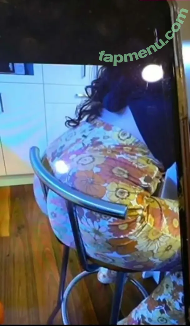 LivBev nude photo #0150 (Liv Bevan / livscopes)