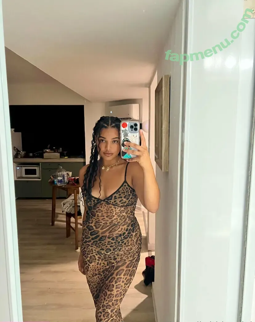 livewellwithkendal nude photo #0001 (livingwellwithelle)