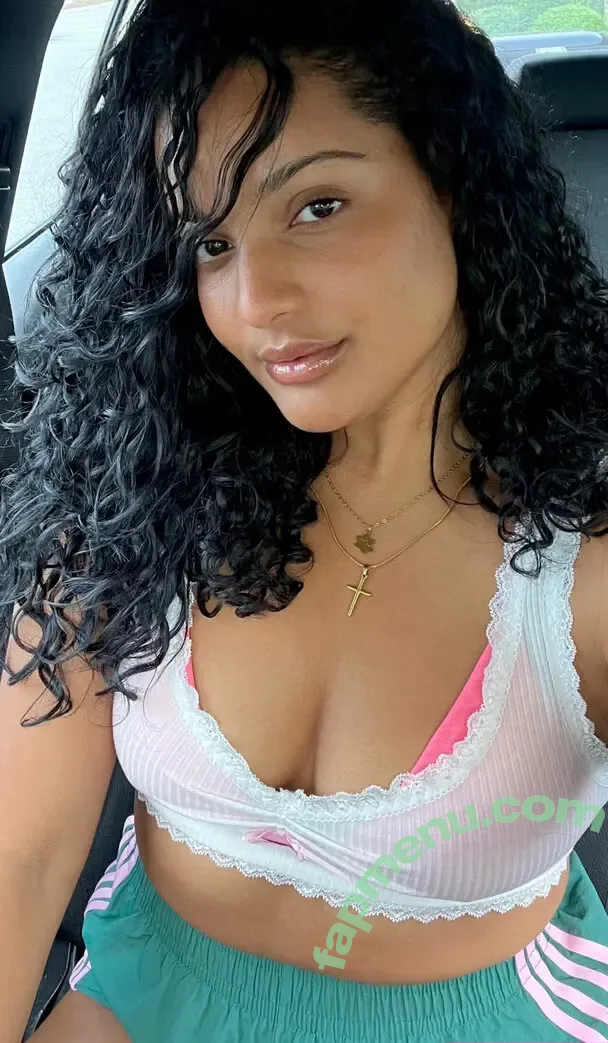 livewellwithkendal nude photo #0003 (livingwellwithelle)