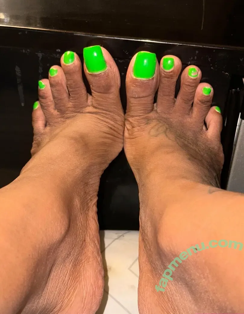 livforsoles nude photo #0012 (livforsolesss)