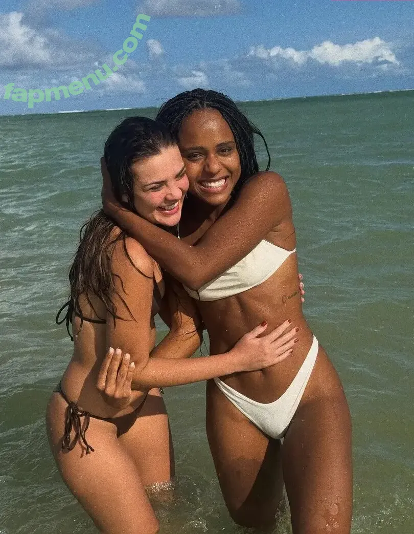 Livia Inhudes nude photo #0133 (liviainhudes)