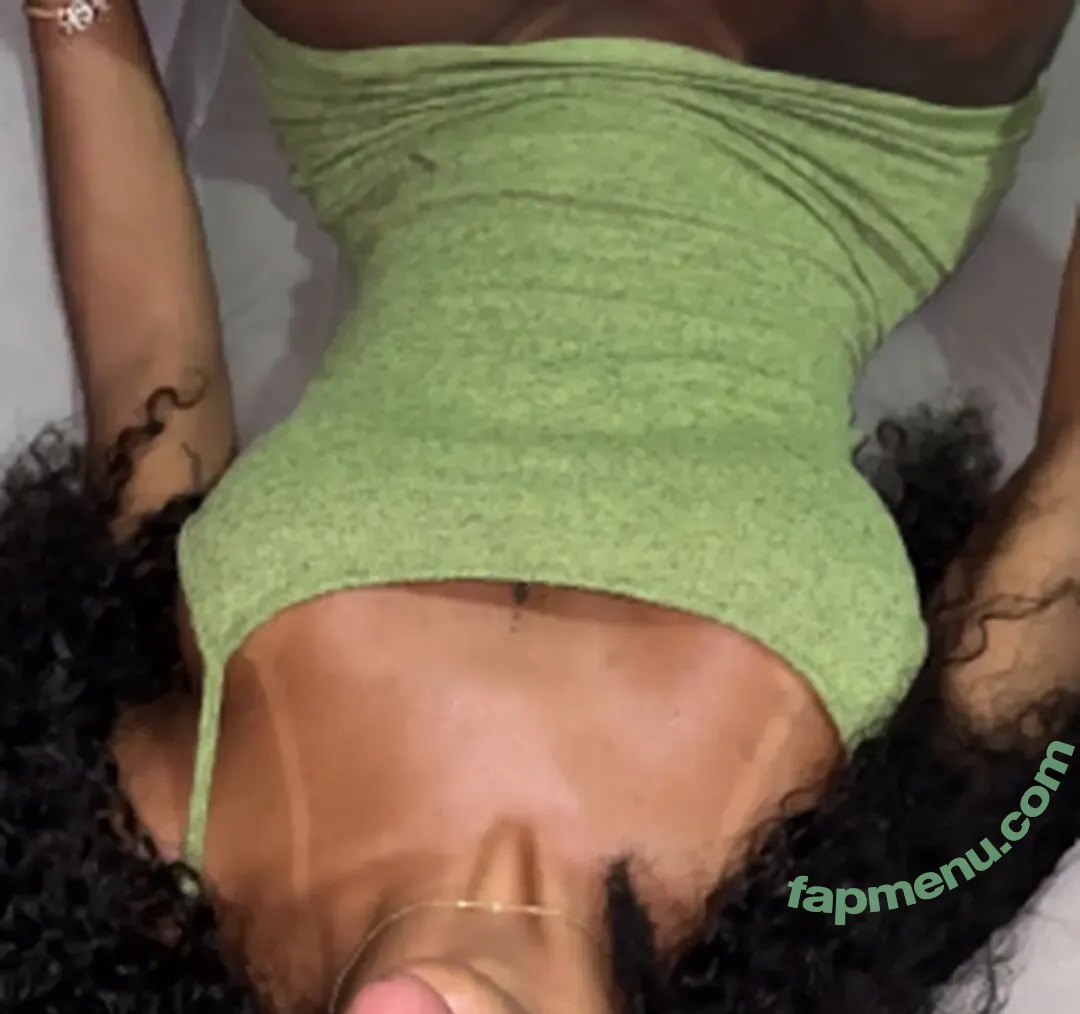 Livia Santana nude photo #0103 (liviia_santana_ / misslsantana)