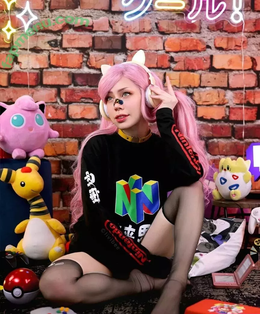 Livibee nude photo #0092 (Simp Chat / livibeeee)
