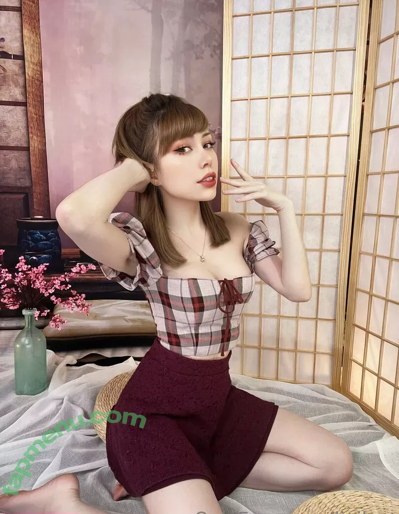 Livibee nude photo #0262 (Simp Chat / livibeeee)
