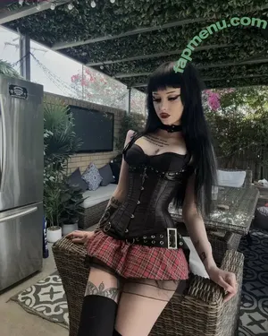 livindeadyaz nude photo #0112