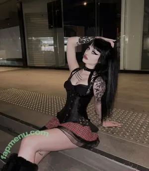 livindeadyaz nude photo #0118