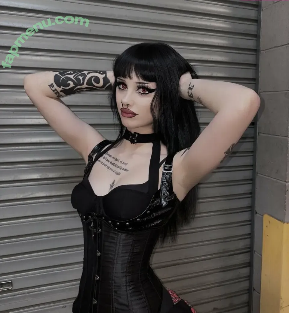 livindeadyaz nude photo #0121 (livindeadyaz)