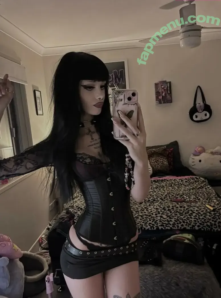 livindeadyaz nude photo #0126 (livindeadyaz)