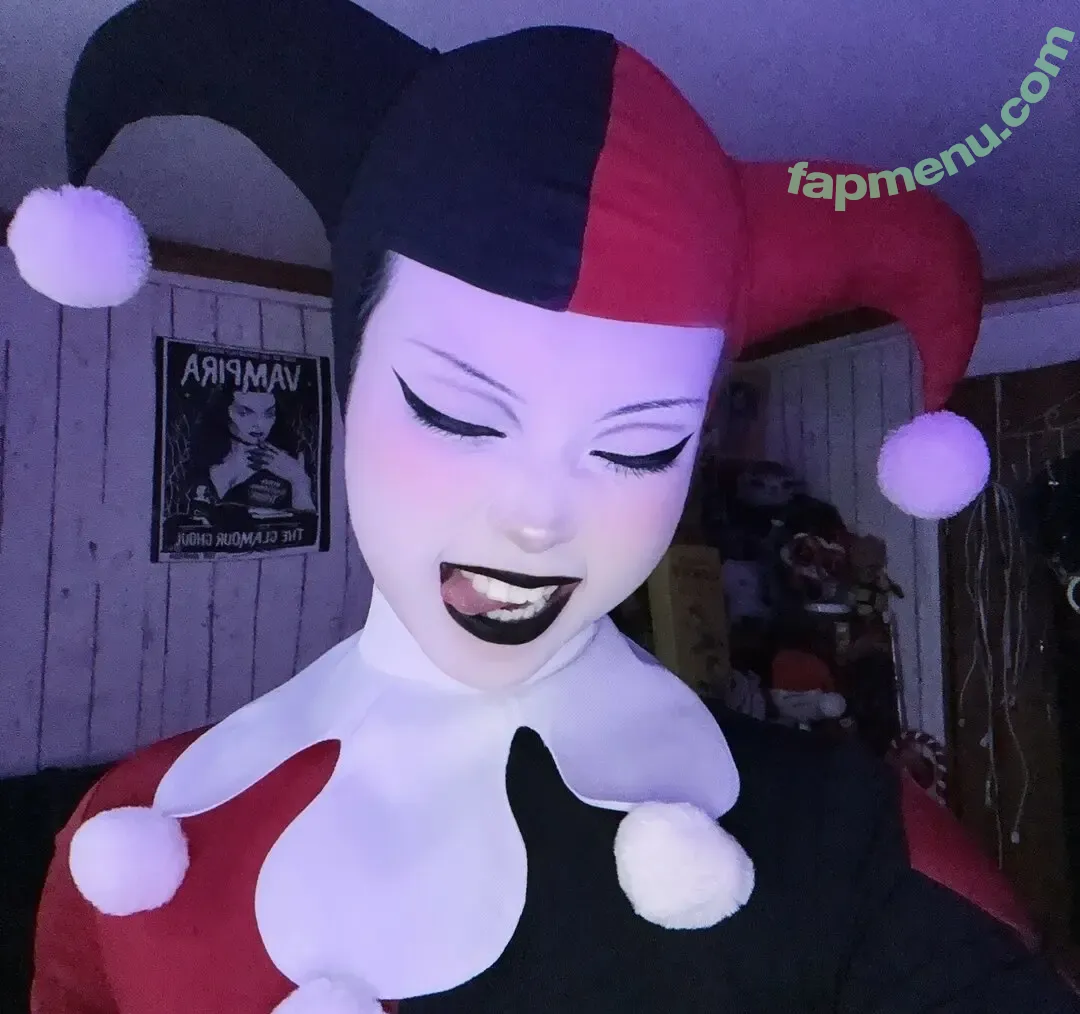 Livingdead_kev nude photo #0145 (kev / monstermama94)