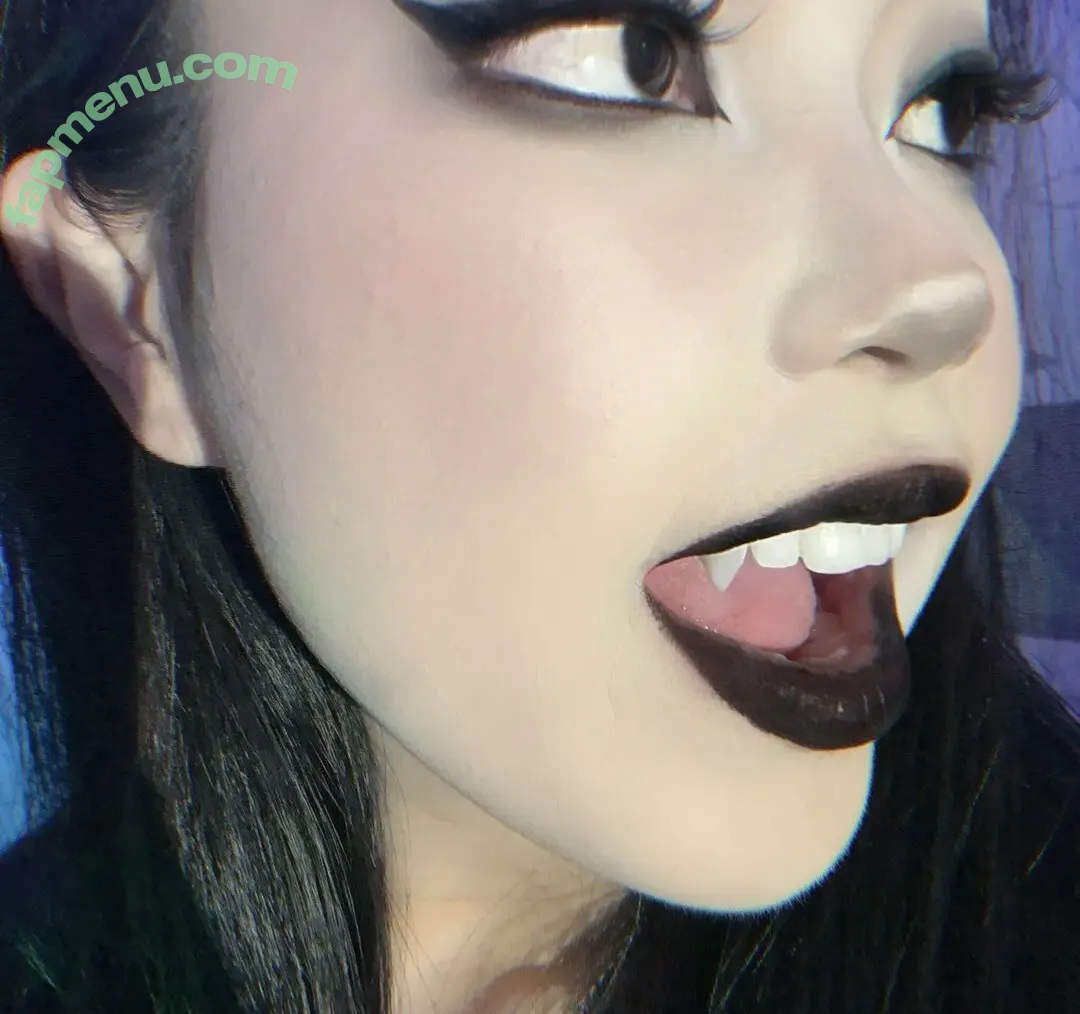 Livingdead_kev nude photo #0152 (kev / monstermama94)