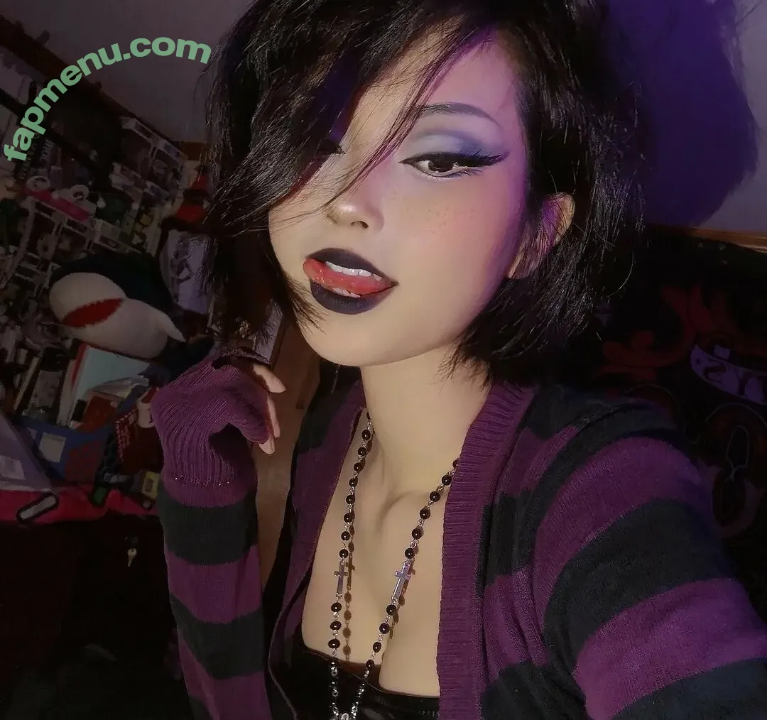 Livingdead_kev nude photo #0159 (kev / monstermama94)