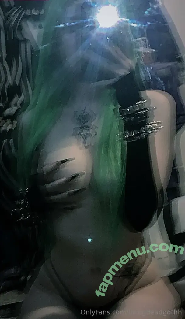 LivingDeadGothh nude photo #0004 (that_dead_goth)