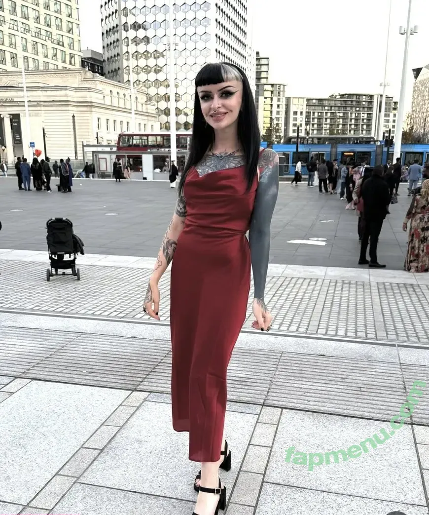 Livingdeadgxrl nude photo #0003 (livingdeadgirlofficial)