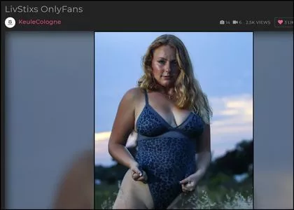 LivStixs / Simp Chat nude photo #0028