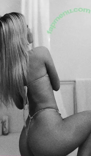  nude photo #0007