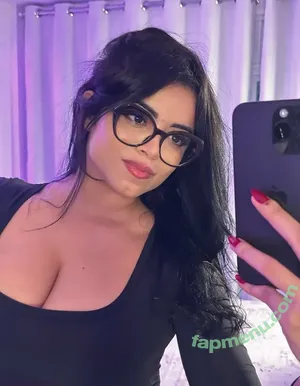 livvycherry / livvycherryx nude photo #0002