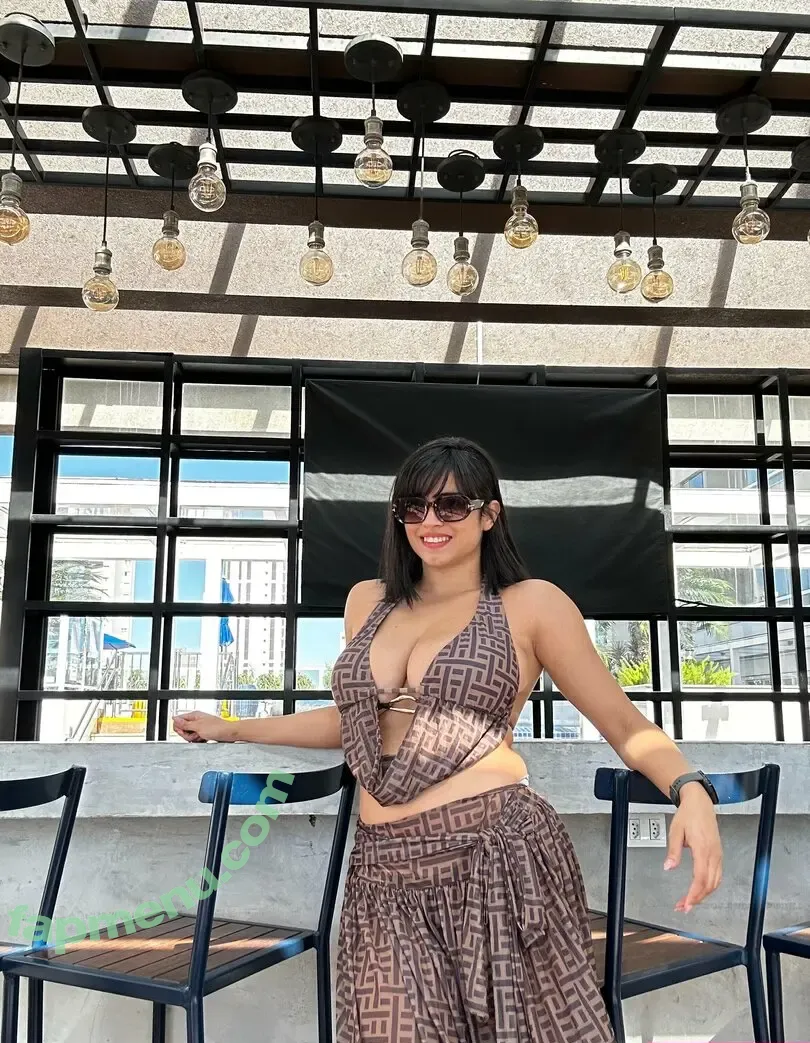 livvycherry nude photo #0001 (livvycherryx)