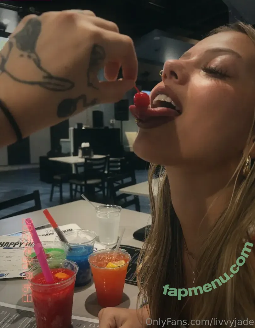 livvyjade nude photo #0010 (oliviajade)