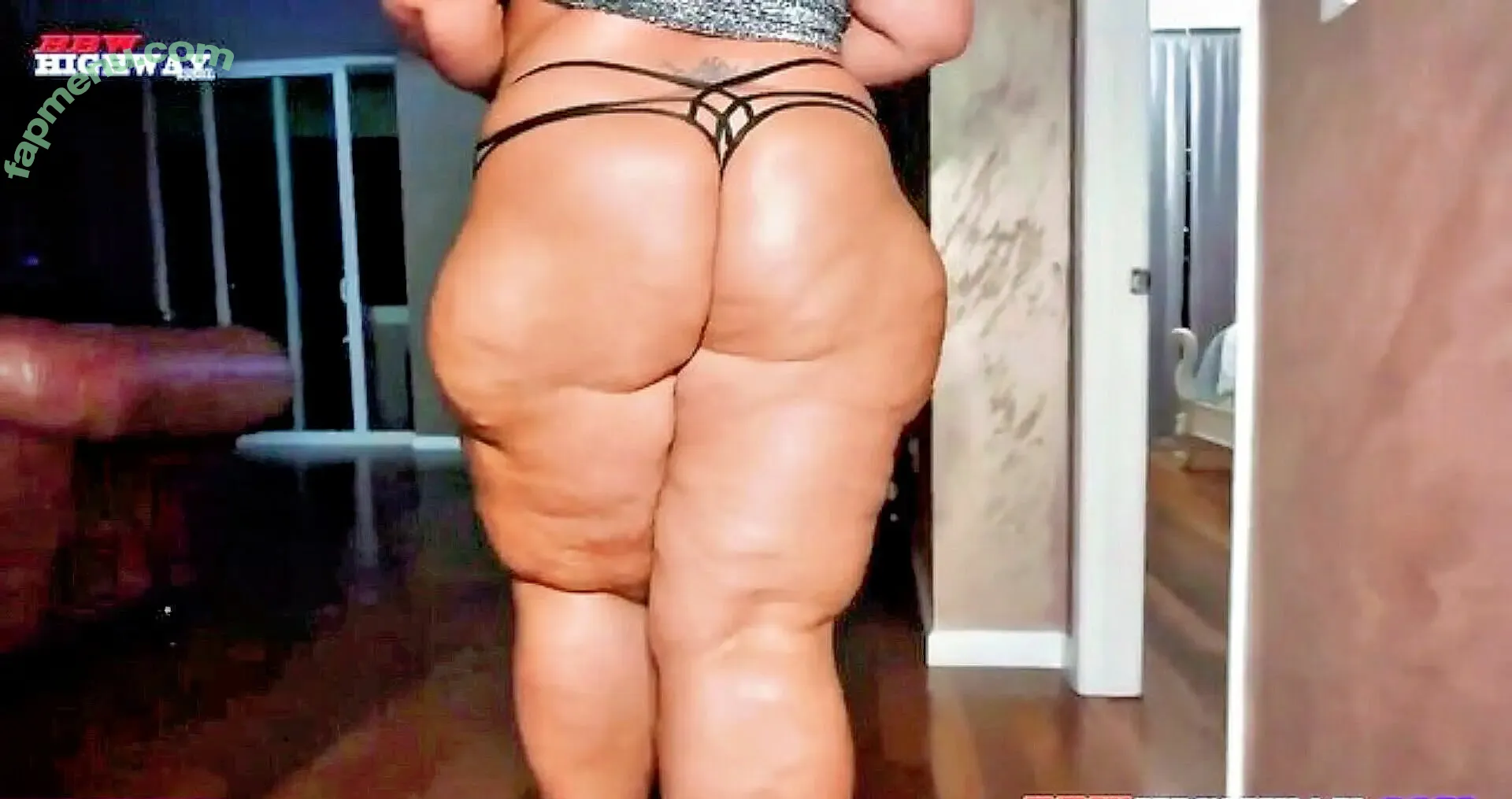 livvymack nude photo #0020 (livvmack / livvymackkk)