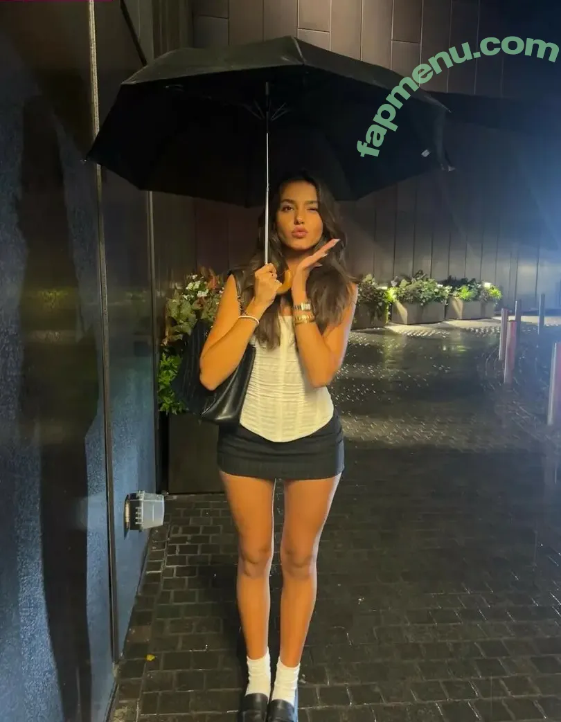 Liya Joelle nude photo #0176 (liyajoelle)