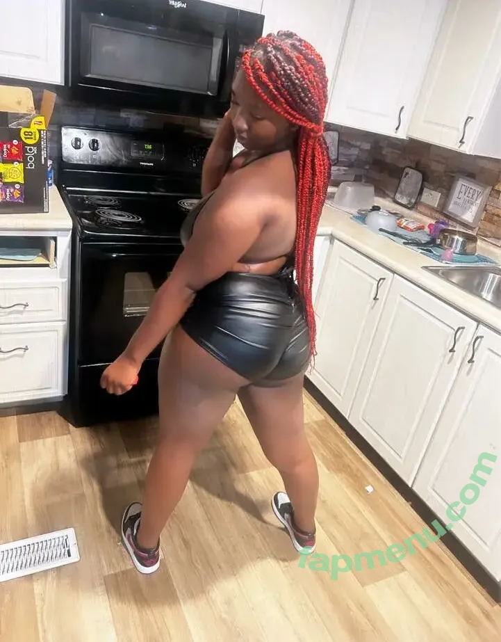 Liyah Goodman nude photo #0005 (ms_westsideee)