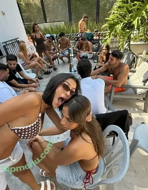 liyamizrahii nude photo #0095