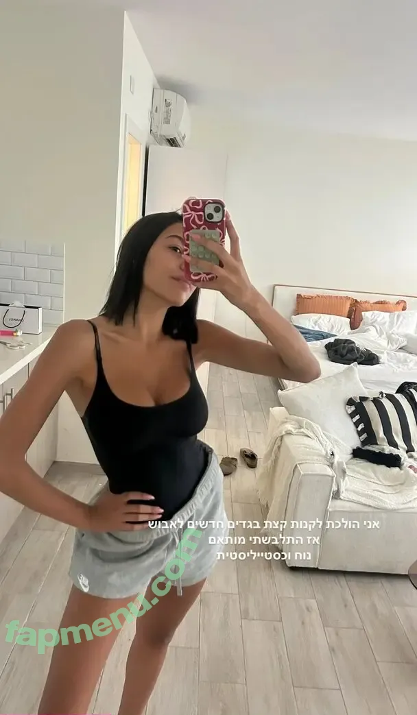 liyamizrahii nude photo #0108 (liyamizrahii)