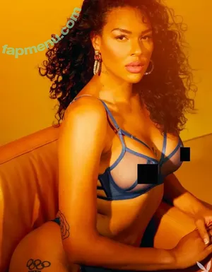 Liz Cambage / ecambage nude photo #0047