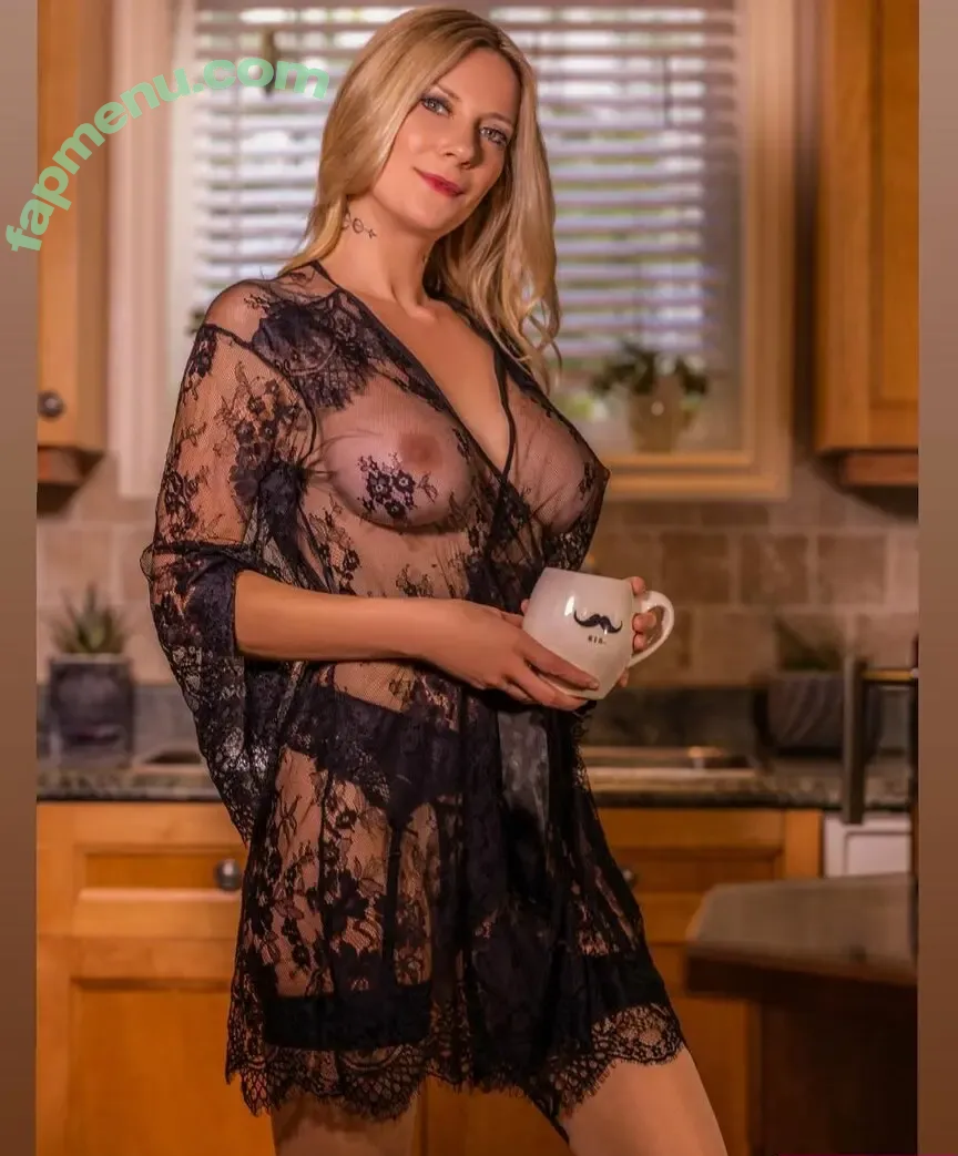 Liz Firefly Premium nude photo #0029 (lizfirefly / lizfireflypremium)