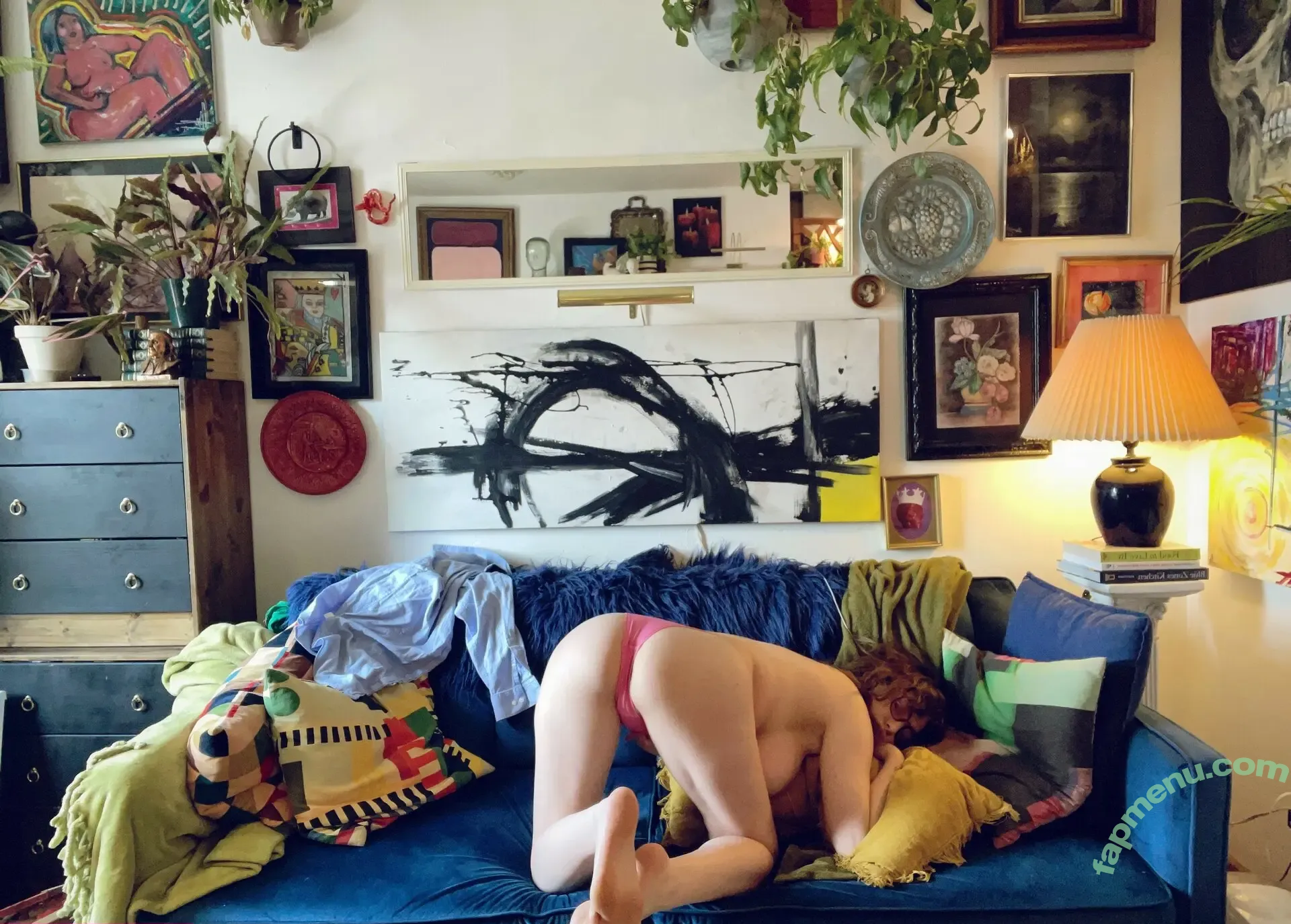 Liz Harvey nude photo #0042 (_lizharvey / lisaharvey / trashgag)