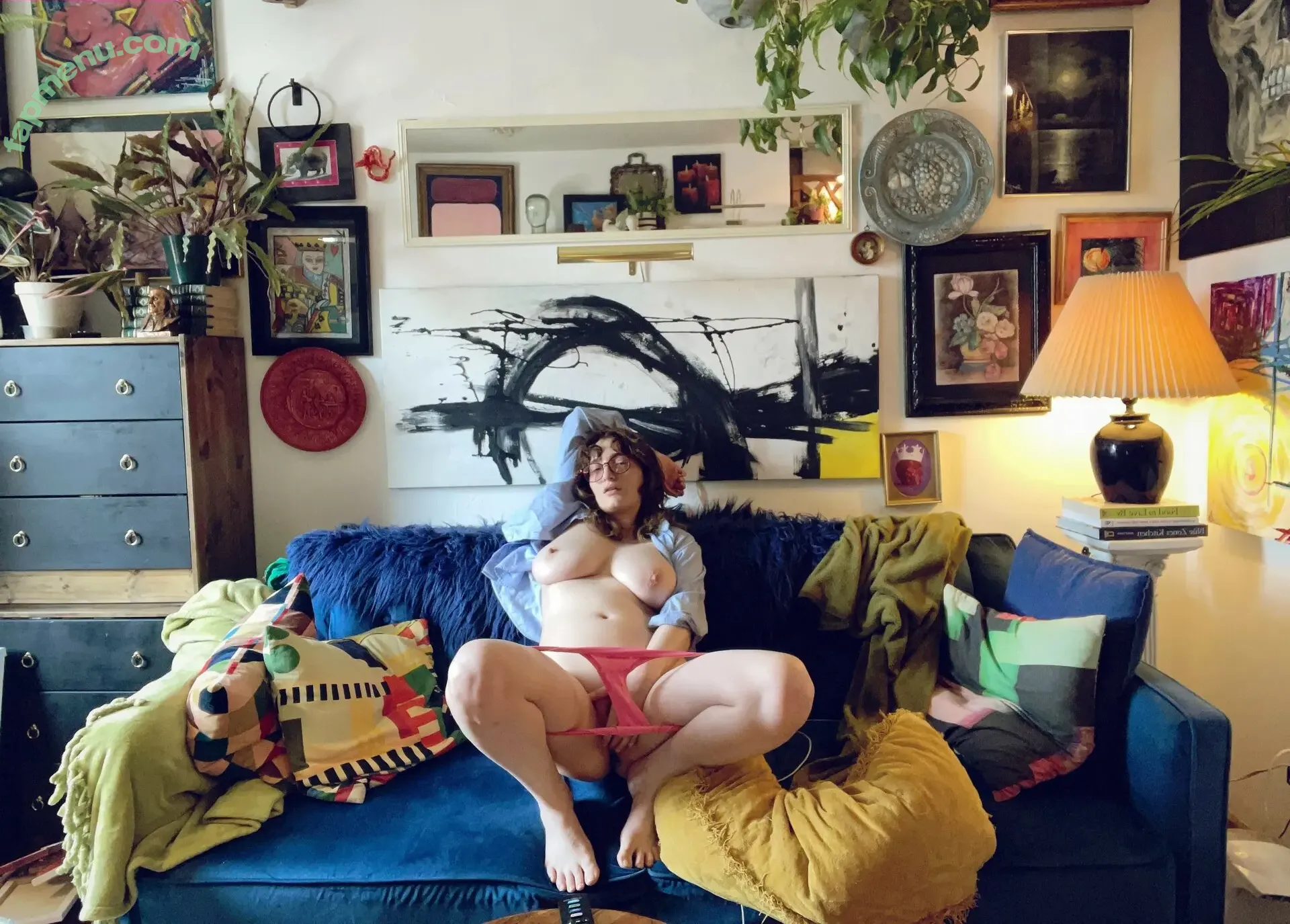 Liz Harvey nude photo #0047 (_lizharvey / lisaharvey / trashgag)