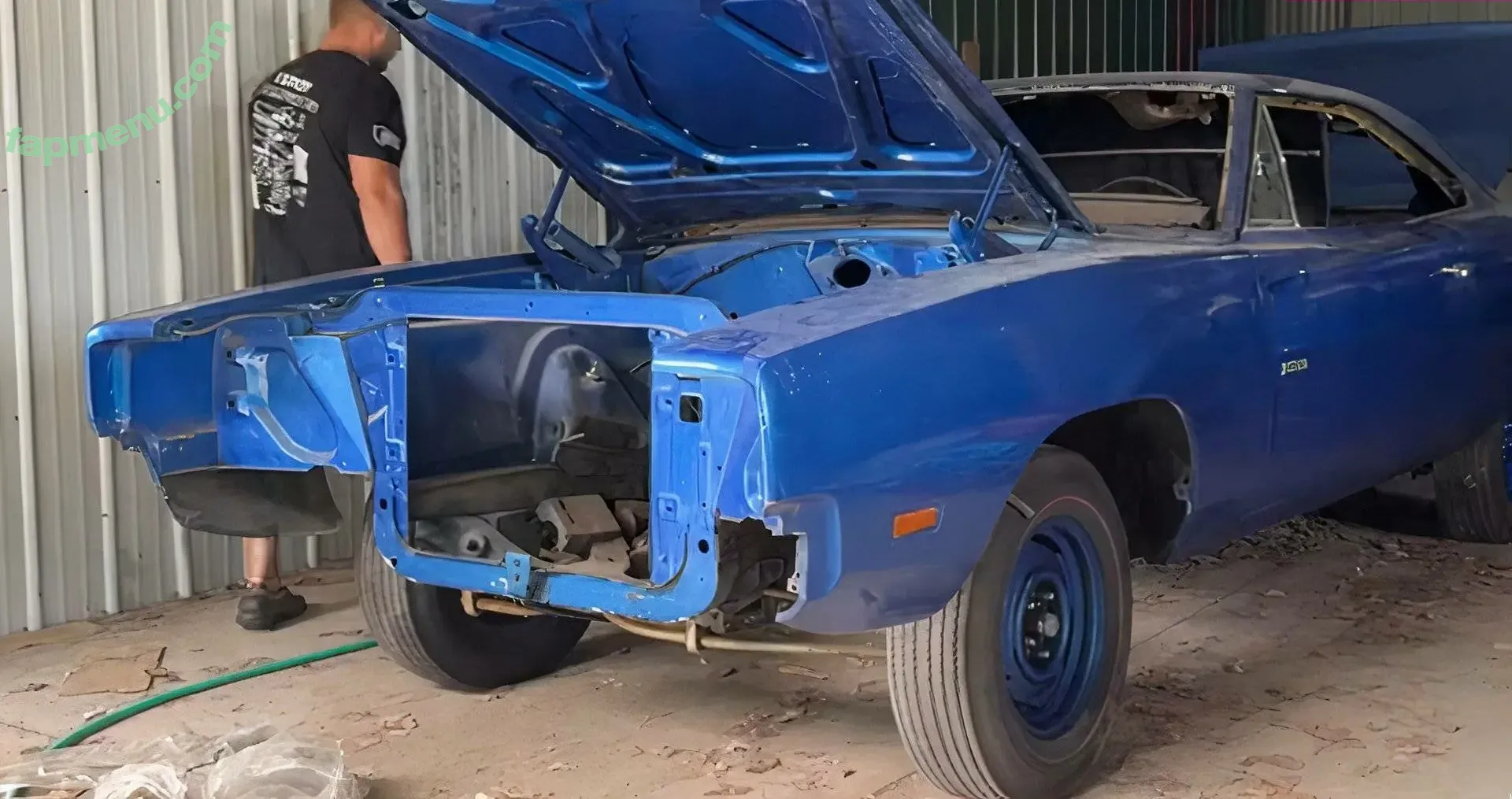 Liz Hush nude photo #0015 (Liz Hush)