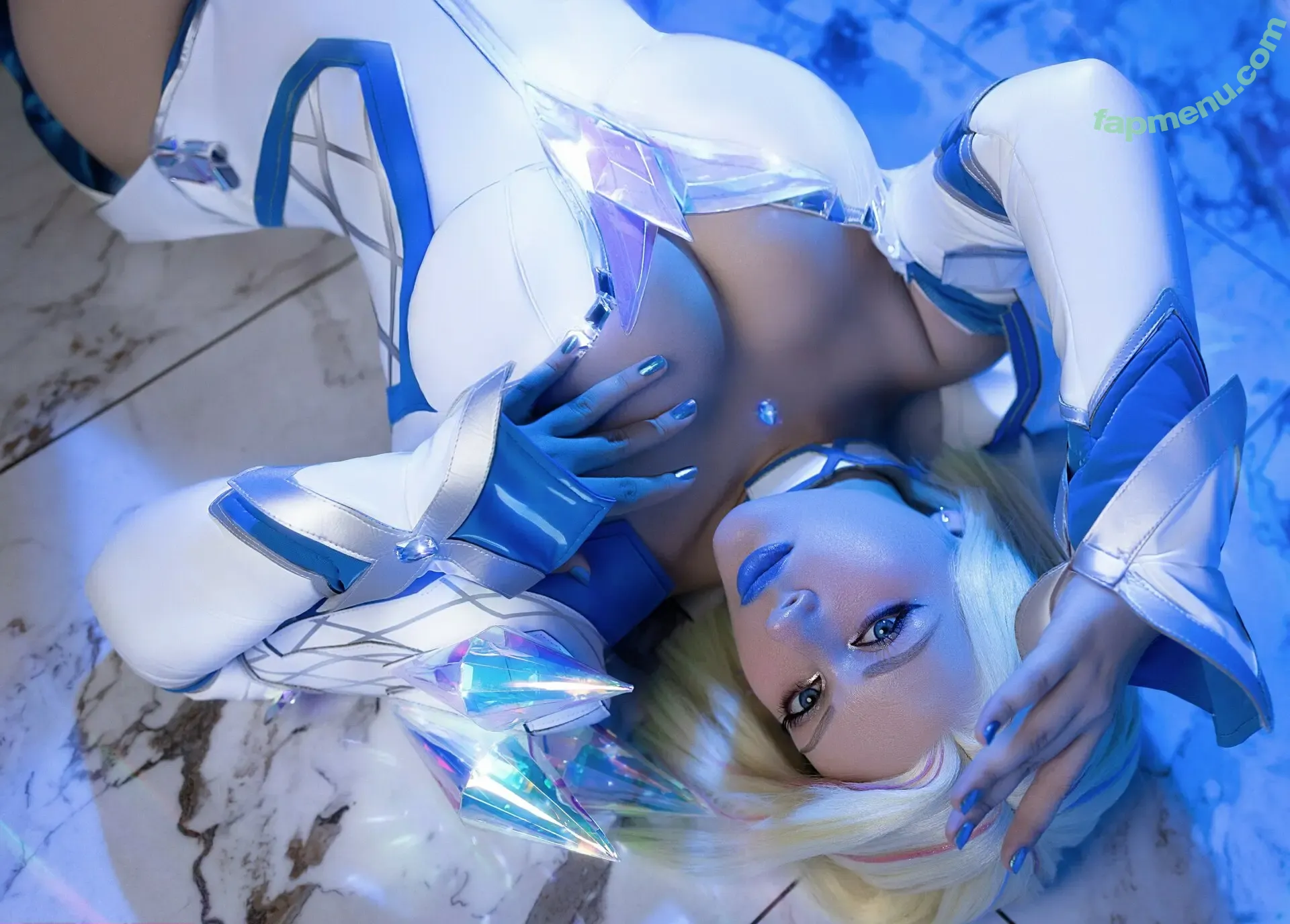 Liz Joestar nude photo #0236 (liz_joestar_ / lizjordanxxx)