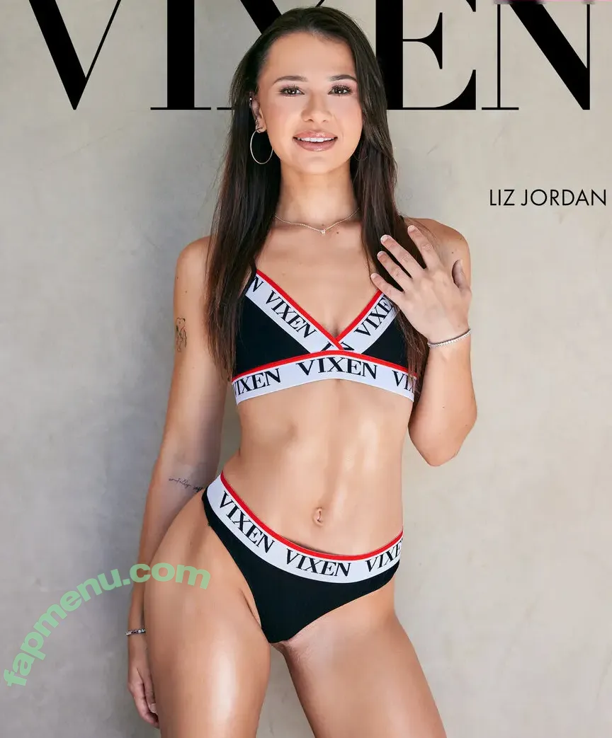Liz Jordan nude photo #0920 (notlizjordan / thelizziejordan)