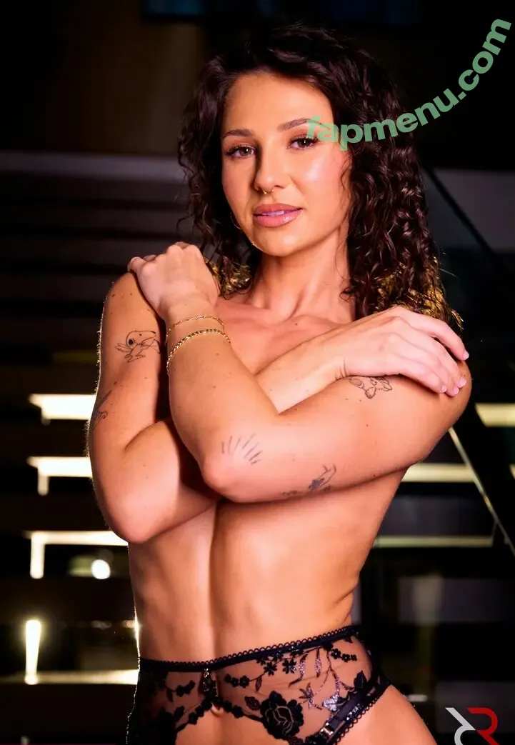 Liz Jordan nude photo #1079 (lizjordan / lizjordanxxx / lizzabell3 / notlizjordan / thelizjordan)