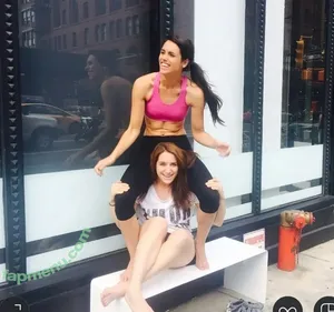 Liz Plank / feministabulous nude photo #0023