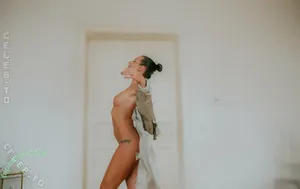 Liz Snowfoot / liz_snowfoot nude photo #0038