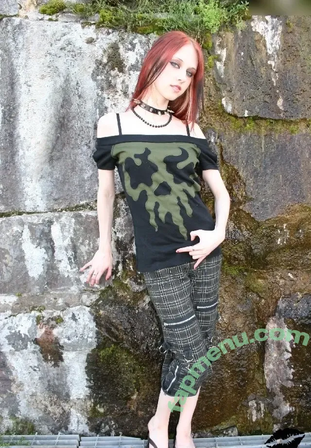 Liz Vicious nude photo #0282 (MissLizVicious / iheartlizvicious / livingdeadgh0ul)