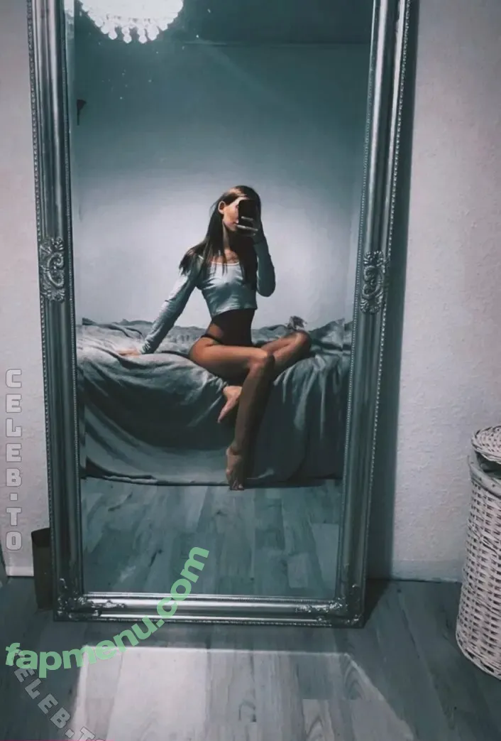 Liz29blr nude photo #0144 (Lizinchen / lizinchen29 / yourgirlceline)