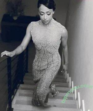 Liza Koshy / lizakoshy nude photo #0177