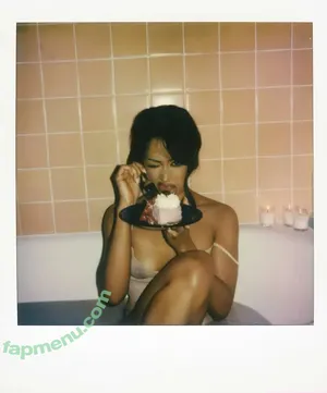 Liza Koshy / lizakoshy nude photo #0211
