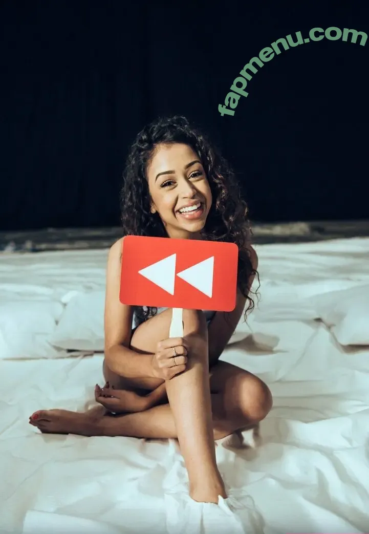 Liza Koshy nude photo #0234 (lizakoshy)