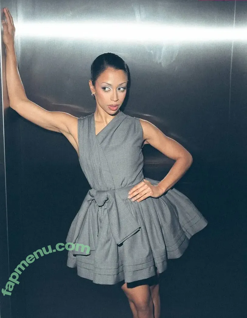 Liza Koshy nude photo #0292 (lizakoshy)